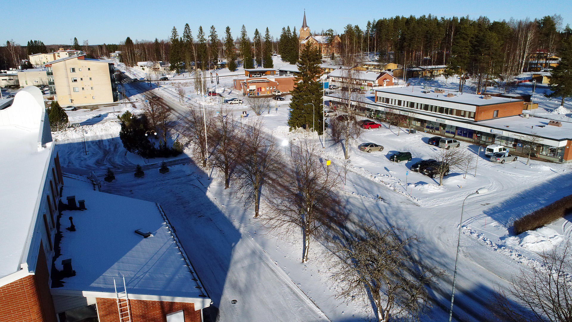 Kirkonkylä ilmasta kuvattuna.