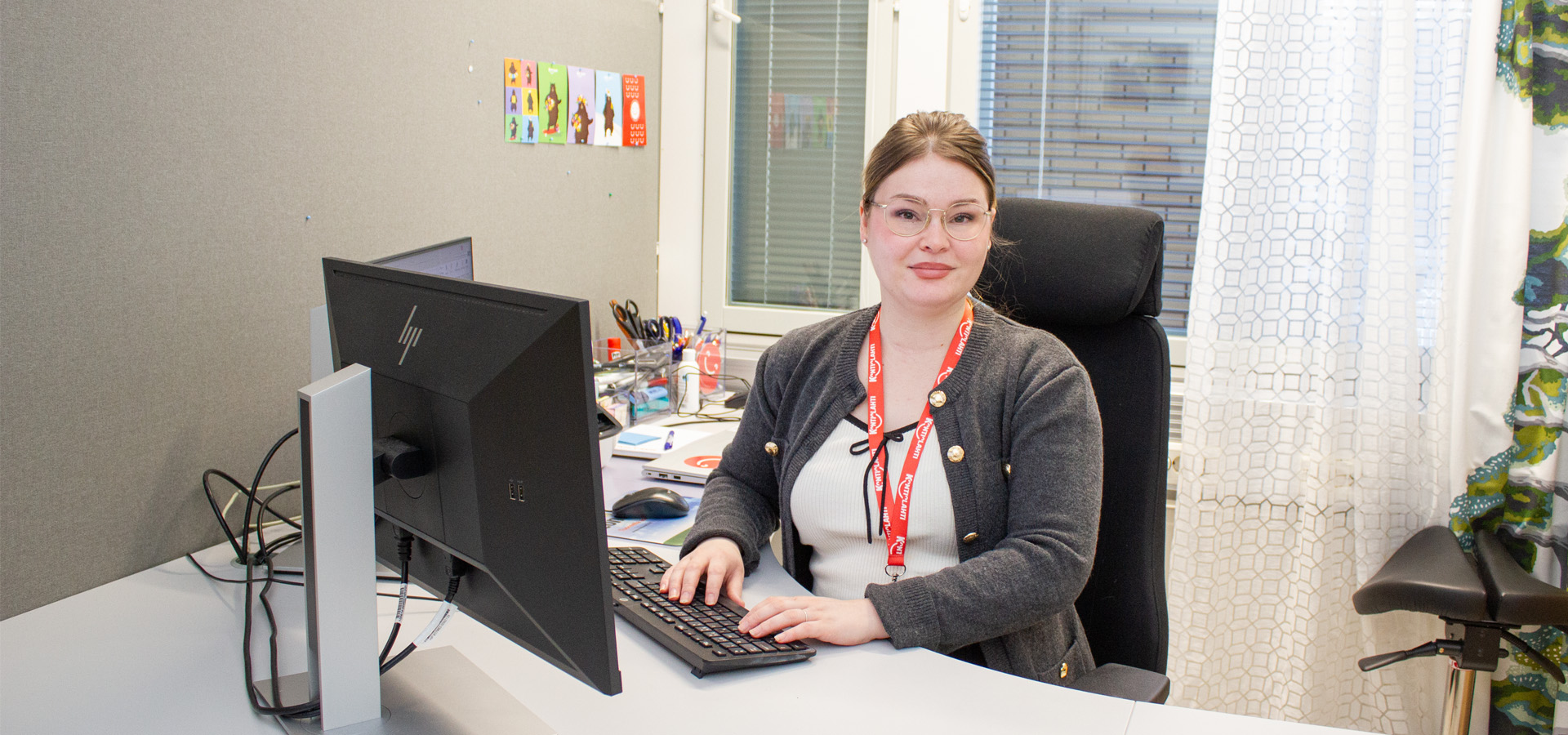 Hallinnon suunnittelija Tia Mononen